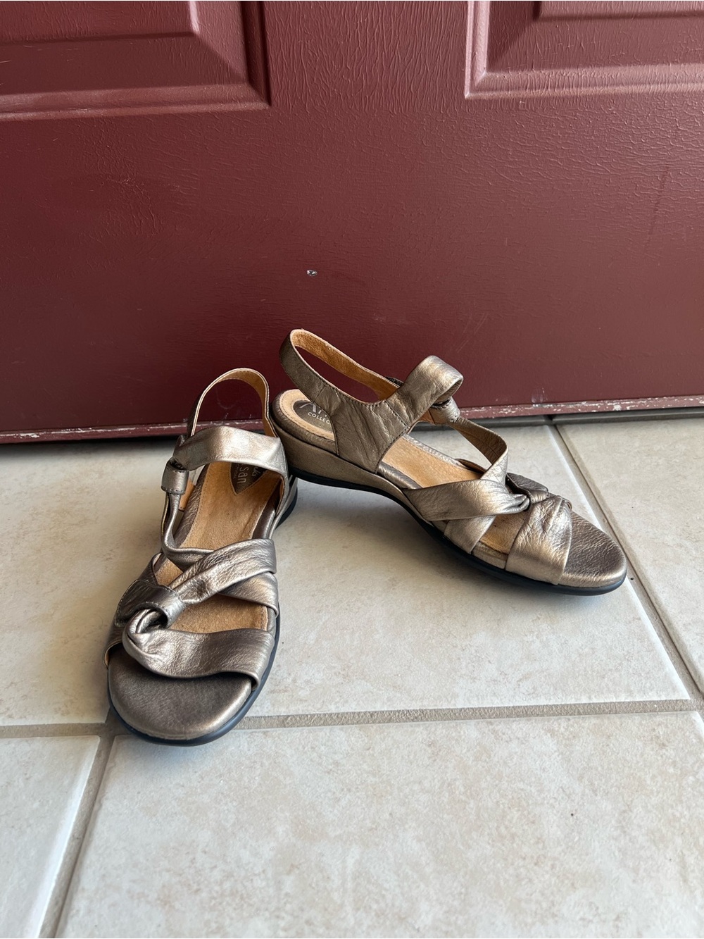 Clarks Artisan Metallic Bronze Leather Slingback Wedge Sandals Women’s 8